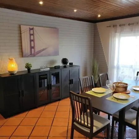 Guestready - Charming Accents Near The Beach דירה