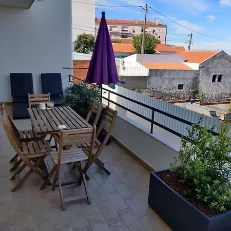Guestready - Charming Accents Near The Beach * ססימברה